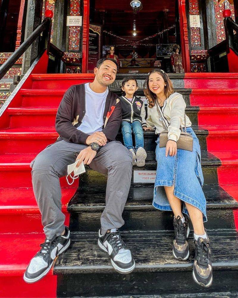 Instagram.com/kikysaputrii